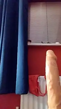 Sophrob96x online show from 04/15/26, 11:16