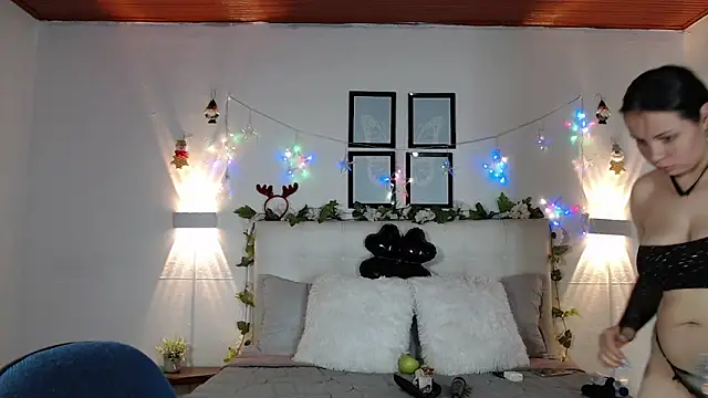 Snapshot of Megan_05_ chatting on 01/06/26, 03:05 Megan 05 online show from 01/06/26, 03:05