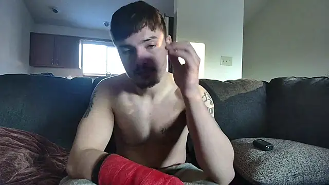 Snapshot of derekmontana2 chatting on 02/14/26, 11:23 derekmontana2 online show from 02/14/26, 11:23