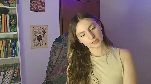 Snapshot of velvet__moon chatting on 02/23/26, 03:15 velvet moon online show from 02/23/26, 03:15