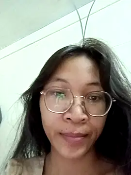 Minhthu44 online show from 03/13/26, 08:26