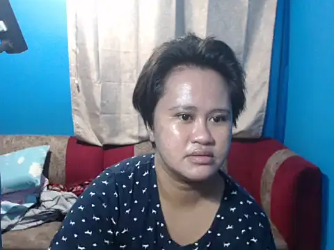 Snapshot of Marianne9822 chatting on 11/28/25, 04:09 Marianne9822 online show from 11/28/25, 04:09