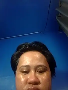 Snapshot of Marianne9822 chatting on 11/29/25, 02:42 Marianne9822 online show from 11/29/25, 02:42