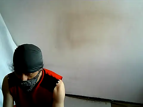 matrix70016 online show from 10/22/25, 04:29
