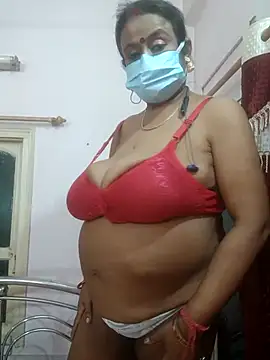 Snapshot of Barna_Love chatting on 04/30/26, 06:36 Barna Love online show from 04/30/26, 06:36