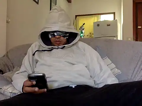 CaiBull online show from 12/20/25, 09:49