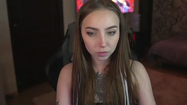 Snapshot of lis_silver chatting on 12/03/25, 06:17 lis silver online show from 12/03/25, 06:17