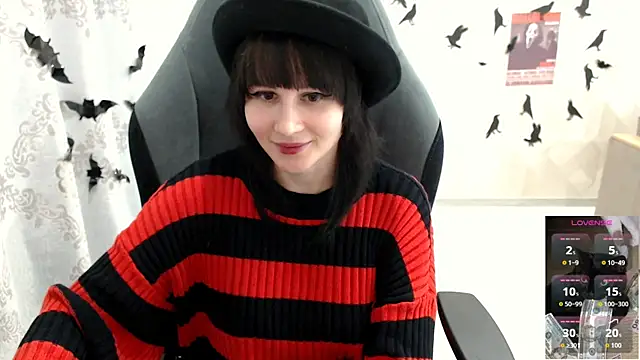 MistyDark online show from 10/28/25, 10:41