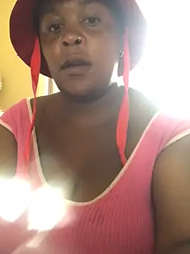 Snapshot of KINKYBOOTI22 chatting on 03/25/26, 09:04 KINKYBOOTI22 online show from 03/25/26, 09:04