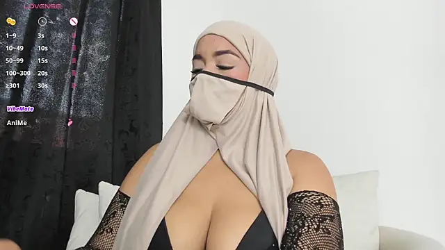 thaira aly online show from 10/28/25, 09:50