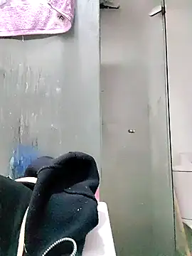 Megara 25 online show from 10/28/25, 01:09