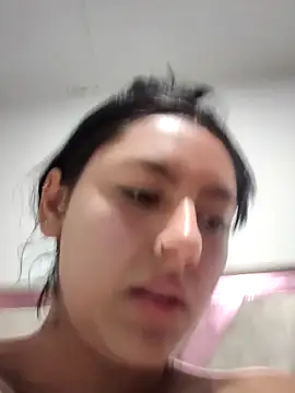 Megara 25 online show from 12/22/25, 12:51