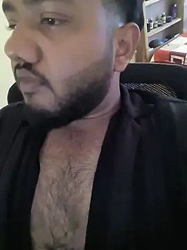 Snapshot of fuck88887878 chatting on 05/17/26, 04:43 fuck88887878 online show from 05/17/26, 04:43