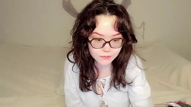 tsunade chan online show from 11/05/25, 05:18