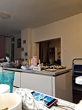 Alexandra knight online show from 10/02/25, 05:31