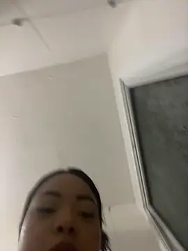 Snapshot of ninfa69_ chatting on 09/20/25, 03:29 ninfa69  online show from 09/20/25, 03:29