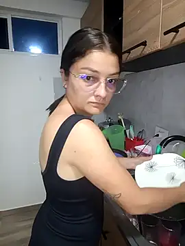 stivenlujan69 online show from 10/12/25, 01:26