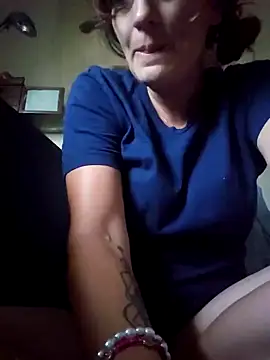 adrielleigh online show from 09/26/25, 05:39