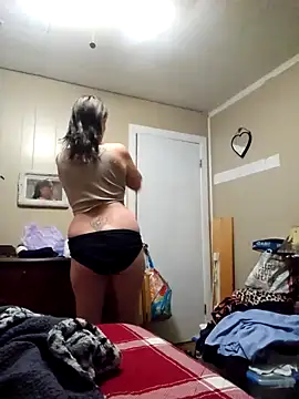 adrielleigh online show from 10/19/25, 11:16