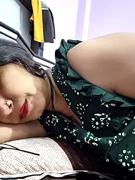 Snapshot of Sonalihot_ chatting on 07/08/26, 03:33 Sonalihot online show from 07/08/26, 03:33