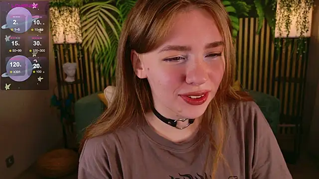 Moon  Bunny online show from 09/18/25, 03:25