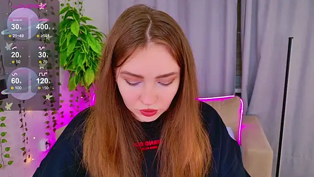 Moon  Bunny online show from 10/16/25, 03:24