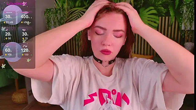 Moon  Bunny online show from 10/19/25, 04:07