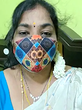 Snapshot of Tamil_Mithra chatting on 05/17/26, 04:47 Tamil Mithra online show from 05/17/26, 04:47