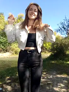 YOOUR EVAA online show from 09/21/25, 06:26