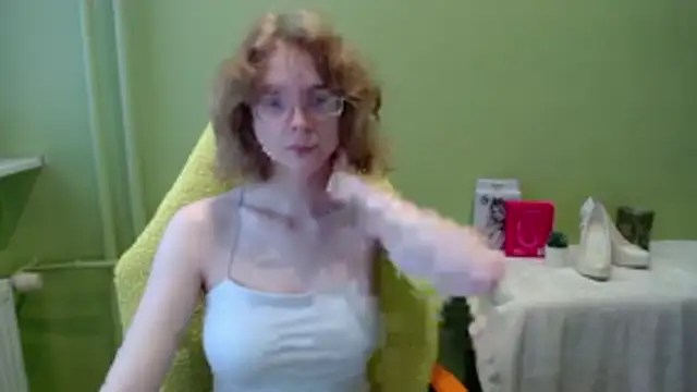 juicyPenny online show from 11/17/25, 07:36