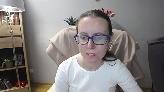 Snapshot of sweetxLizzy chatting on 04/29/26, 04:49 sweetxLizzy online show from 04/29/26, 04:49