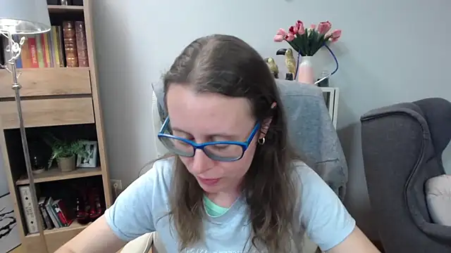 Snapshot of sweetxLizzy chatting on 05/25/26, 04:29 sweetxLizzy online show from 05/25/26, 04:29