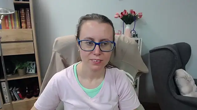 Snapshot of sweetxLizzy chatting on 05/28/26, 04:54 sweetxLizzy online show from 05/28/26, 04:54