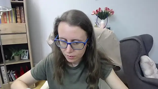Snapshot of sweetxLizzy chatting on 05/29/26, 04:32 sweetxLizzy online show from 05/29/26, 04:32