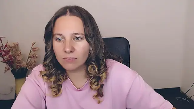 Darklure  online show from 09/14/25, 06:07