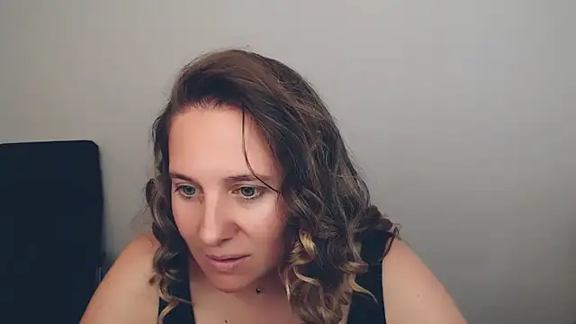 Darklure  online show from 09/24/25, 02:09