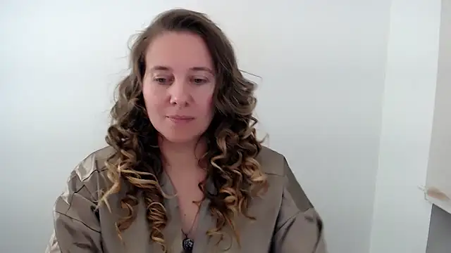 Darklure  online show from 10/04/25, 04:38