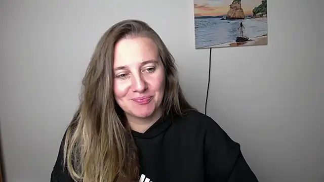 Darklure  online show from 10/09/25, 02:15