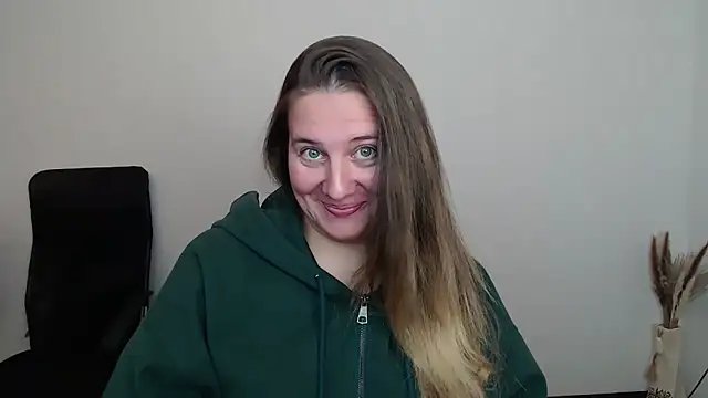 Darklure  online show from 10/17/25, 03:25