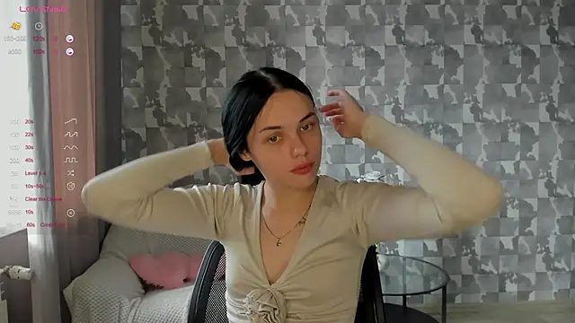 Kseni a online show from 10/14/25, 10:27