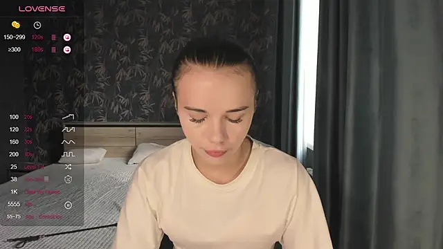 Snapshot of Kseni_a chatting on 06/29/26, 12:38 Kseni a online show from 06/29/26, 12:38