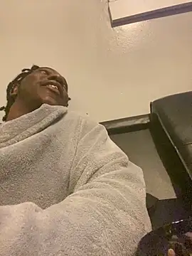 MosesWorld33 online show from 10/05/25, 11:24