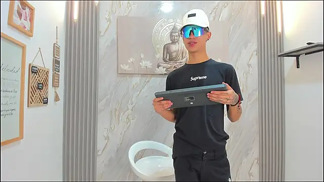 TWINKS BOYS1 online show from 01/06/26, 07:39