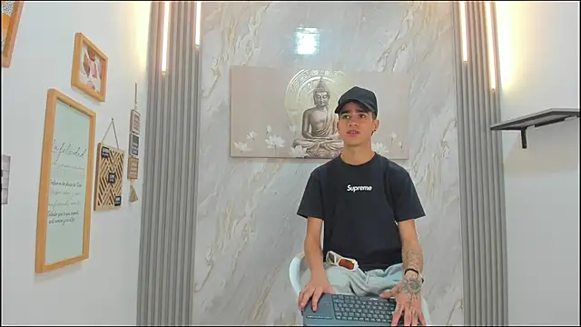 TWINKS BOYS1 online show from 01/10/26, 07:26