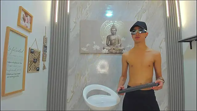 TWINKS BOYS1 online show from 01/14/26, 08:14