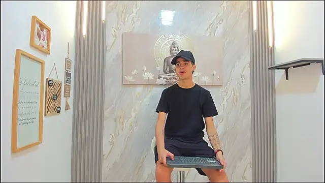 TWINKS BOYS1 online show from 01/15/26, 07:39