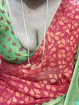 shobini online show from 10/31/25, 03:13