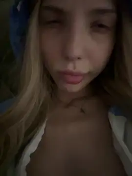 olivia soft online show from 04/12/26, 10:26