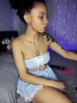 bettyboo2801 online show from 11/13/25, 04:11