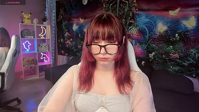 ClaraParks online show from 11/11/25, 07:47